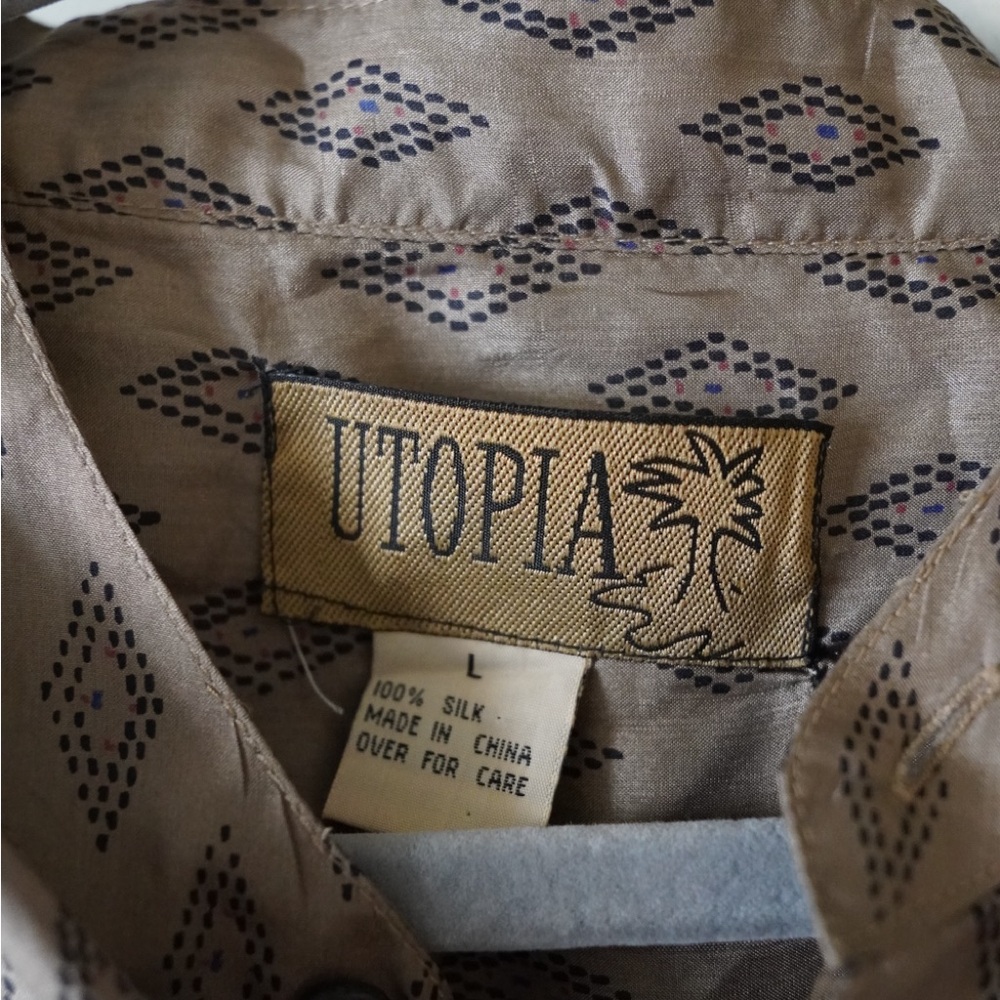 Utopia Geometric Patterned Button-Up 100% Silk Me… - image 2